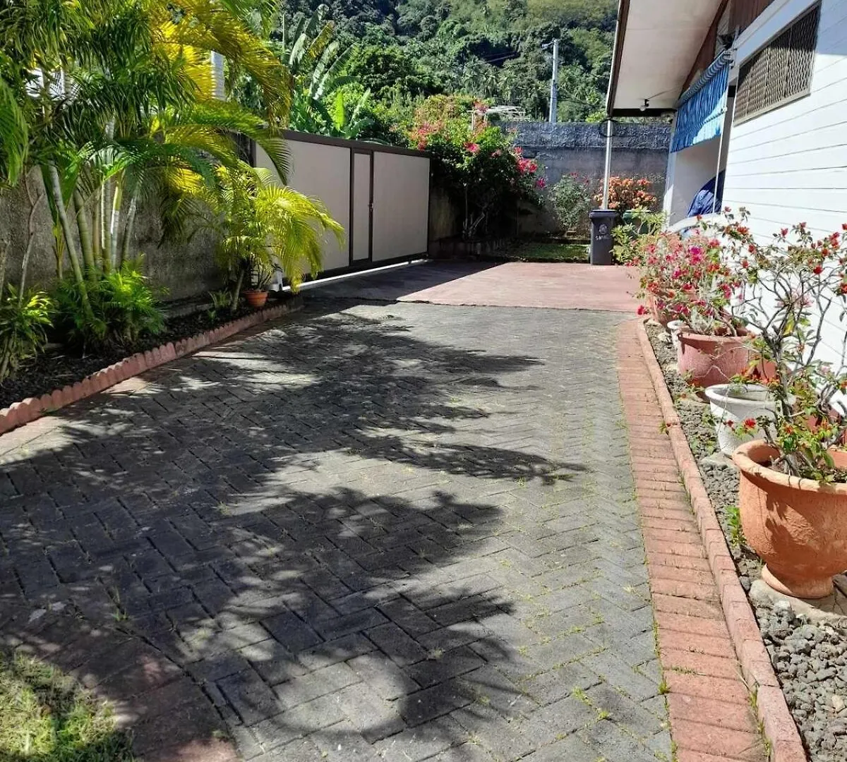 Villa Vaiava Pk17,9 Punaauia 0*, Punaauia (Tahiti) פולינזיה הצרפתית